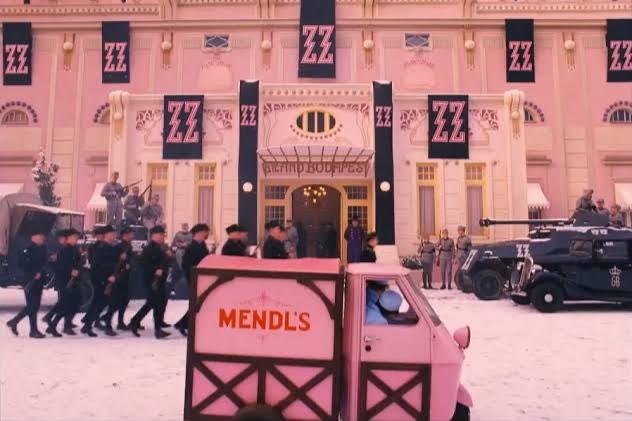 Playera Mendl's - The Grand Budapest Hotel
